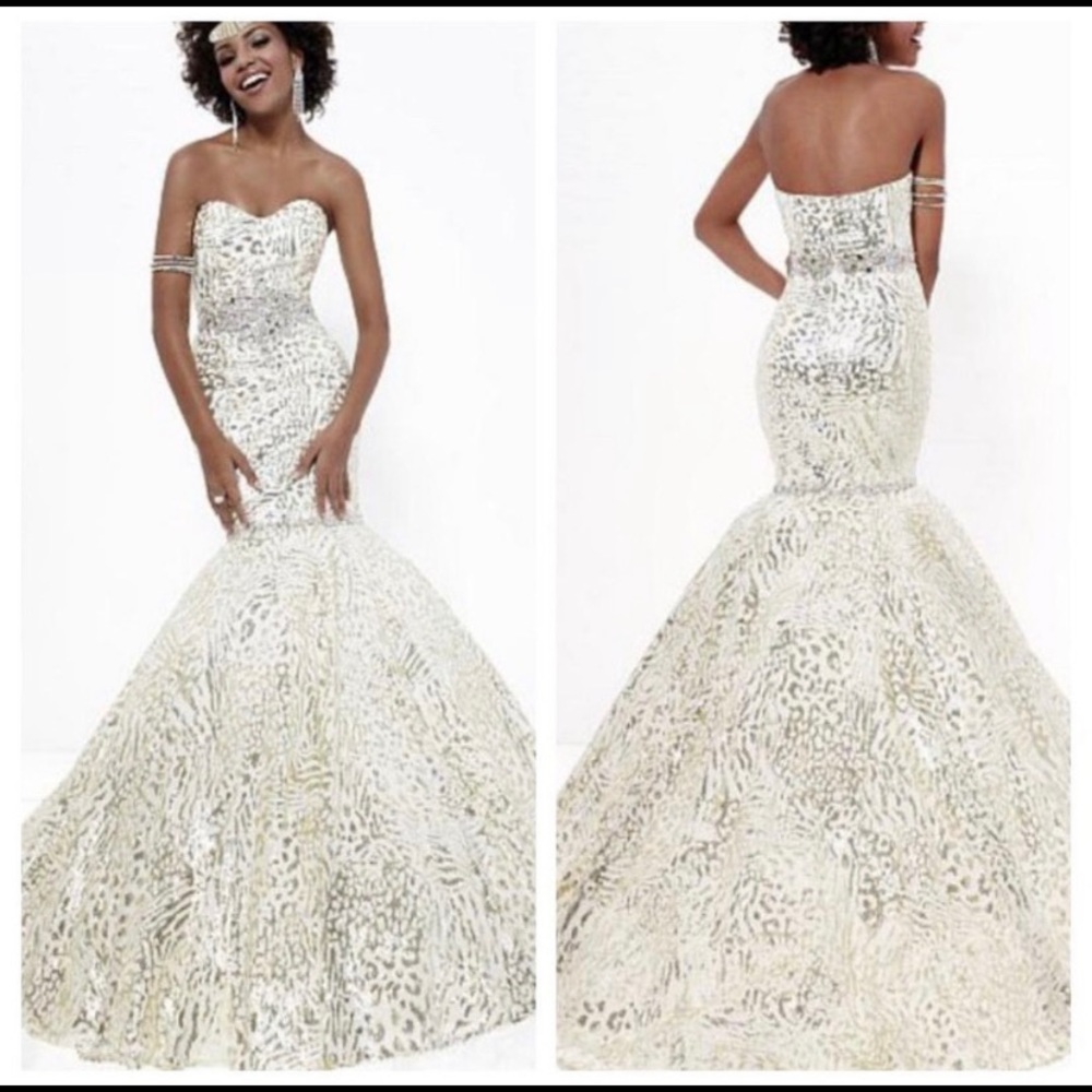 Magnificent prom dress